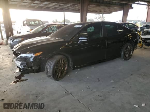 2023 Toyota Camry Hybrid SE with VIN 4T1G31AK6PU049665, listed as a Copart auction lot 81081585 with 15,205 mi miles and Salvage title. Bid and sale history available at DreamBid. Image 1.