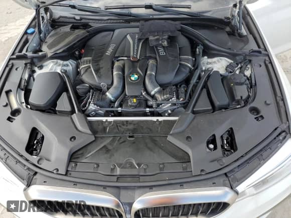 2018 BMW 5 Series M550i xDrive with VIN WBAJB9C53JB034866, listed as a Copart auction lot 68623265 with 88,967 mi miles and Clean title. Bid and sale history available at DreamBid. Image 11.