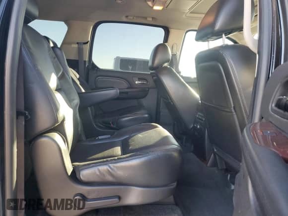 2010 Cadillac Escalade ESV Premium with VIN 1GYUKJEFXAR109233, listed as a Copart auction lot 86785064 with 263,284 mi miles and Salvage title. Bid and sale history available at DreamBid. Image 11.