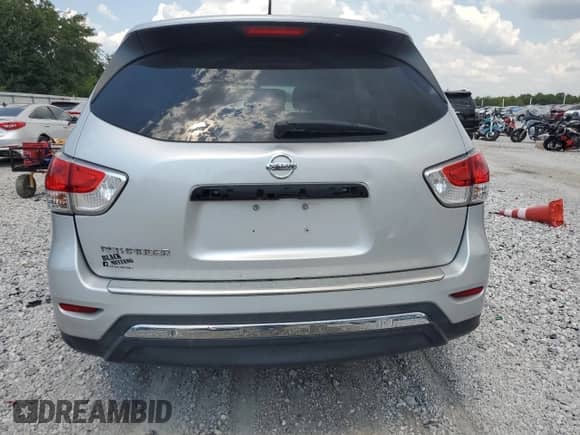 2015 Nissan Pathfinder S с VIN 5N1AR2MN5FC699351, выставлен на аукционе Copart как лот 67265755 с пробегом 124 795 миль миль и Списание • Salvage title. История ставок и продаж доступна на DreamBid. Изображение 6.