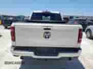 2020 Ram 1500 Limited z VIN 1C6RREHT3LN246063, wystawiony jako Copart lot #67031235 z przebiegiem 37 277 mil mil oraz Czysty tytuł • Clean title. Historia ofert i sprzedaży dostępna na DreamBid. Obrazek 6.