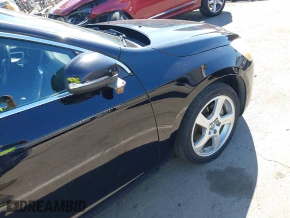 2012 Volvo S60 T5 с VIN YV1622FS6C2041857, выставлен на аукционе IAAI как лот 42861578 с пробегом 121 188 миль миль и . История ставок и продаж доступна на DreamBid. Изображение 13.