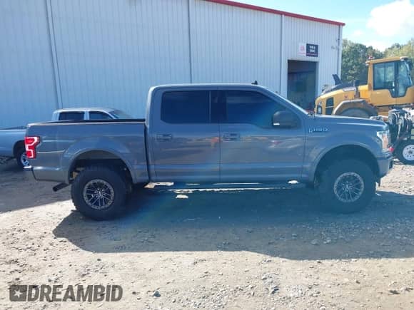 2020 Ford F-150 XL с VIN 1FTEW1EP3LKD05176, выставлен на аукционе IAAI как лот 43398179 с пробегом 111 392 миль миль и . История ставок и продаж доступна на DreamBid. Изображение 13.