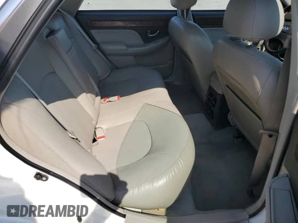2004 Hyundai XG with VIN KMHFU45E14A371710, listed as a Copart auction lot 64032585 with 121,471 mi miles and Salvage title. Bid and sale history available at DreamBid. Image 10.