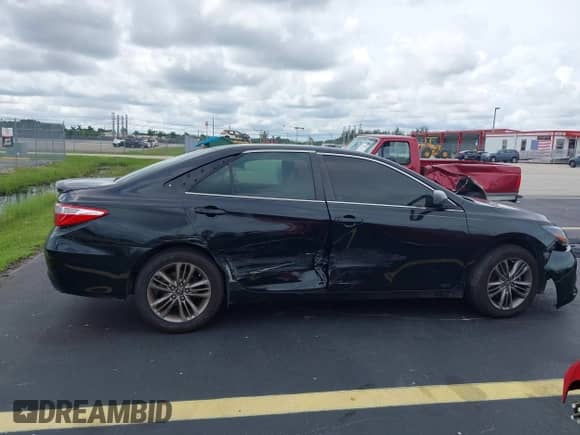 2016 Toyota Camry XLE with VIN 4T1BF1FK1GU594991, listed as a IAAI auction lot 43164739 with 110,655 mi miles and . Bid and sale history available at DreamBid. Image 14.