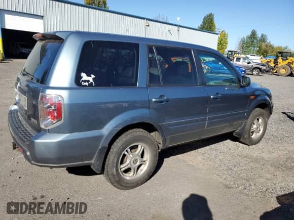 2006 Honda Pilot EX-L с VIN 2HKYF18546H528272, выставлен на аукционе Copart как лот 81589065 с пробегом 249 514 миль миль и Списание • Salvage title. История ставок и продаж доступна на DreamBid. Изображение 3.