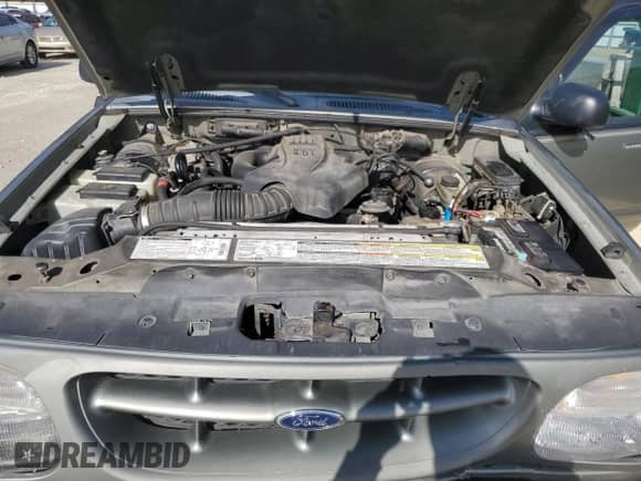 2000 Ford Explorer Limited with VIN 1FMDU75E9YUB50157, listed as a Copart auction lot 88743875 with 184,376 mi miles and Salvage title. Bid and sale history available at DreamBid. Image 12.