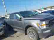 2021 Ford F-150 XL с VIN 1FTEW1EP5MFB82152, выставлен на аукционе IAAI как лот 43313822 с пробегом 119 999 миль миль и . История ставок и продаж доступна на DreamBid. Изображение 14.