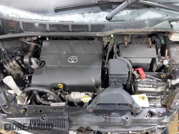 2011 Toyota Sienna SE with VIN 5TDXK3DC1BS172813, listed as a IAAI auction lot 41643352 with 172,385 mi miles and . Bid and sale history available at DreamBid. Image 10.