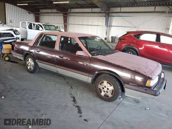 1987 Chevrolet Celebrity с VIN 1G1AW51W1H6122810, выставлен на аукционе Copart как лот 69521625 с пробегом 85 826 миль миль и Чистый • Clean title. История ставок и продаж доступна на DreamBid. Изображение 4.