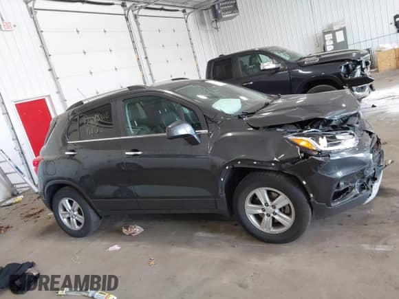 2020 Chevrolet Trax LT с VIN 3GNCJPSB0LL209030, выставлен на аукционе IAAI как лот 42343806 с пробегом 114 461 миль миль и . История ставок и продаж доступна на DreamBid. Изображение 13.