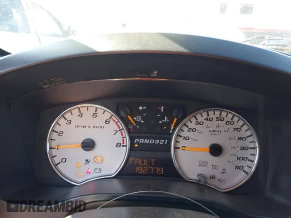 2010 Chevrolet Colorado 1LT z VIN 1GCDSCD90A8105078, wystawiony jako IAAI lot #41987710 z przebiegiem 192 779 mil mil oraz . Historia ofert i sprzedaży dostępna na DreamBid. Obrazek 7.