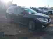 2015 Nissan Pathfinder Platinum with VIN 5N1AR2MM6FC692576, listed as a IAAI auction lot 41672223 with 83,083 mi miles and . Bid and sale history available at DreamBid. Image 1.