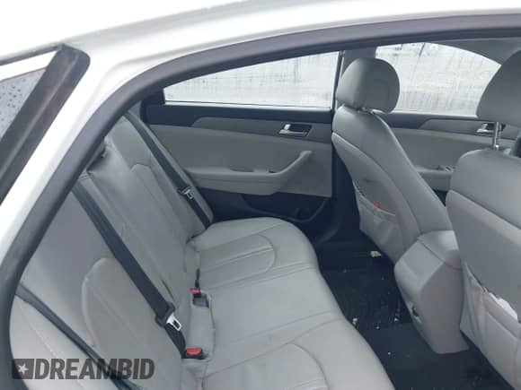 2016 Hyundai Sonata SE with VIN 5NPE24AF7GH292625, listed as a IAAI auction lot 43198221 with 111,150 mi miles and . Bid and sale history available at DreamBid. Image 8.