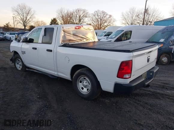 2019 Ram 1500 Express с VIN 1C6RR7FG3KS523263, выставлен на аукционе IAAI как лот 41452065 с пробегом Не указан миль и . История ставок и продаж доступна на DreamBid. Изображение 3.