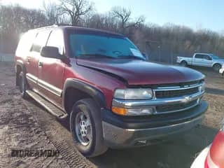 2002 Chevrolet Suburban LT с VIN 1GNFK16Z42J184265, выставлен на аукционе IAAI как лот 41721855 с пробегом 227 772 миль миль и . История ставок и продаж доступна на DreamBid. Изображение 1.