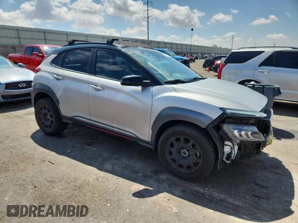 2022 Hyundai Kona Limited с VIN KM8K53A3XNU820537, выставлен на аукционе Copart как лот 70675615 с пробегом 49 308 миль миль и Списание • Salvage title. История ставок и продаж доступна на DreamBid. Изображение 4.