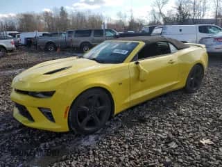 2018 Chevrolet Camaro 1SS z VIN 1G1FF3D75J0167143, wystawiony jako Copart lot #44350615 z przebiegiem 31 954 mil mil oraz Szkoda całkowita • Salvage title. Historia ofert i sprzedaży dostępna na DreamBid. Obrazek 1.