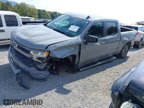 2024 Chevrolet Silverado 1500 RST with VIN 2GCUDEED2R1240604, listed as a IAAI auction lot 43225776 with 19,096 mi miles and . Bid and sale history available at DreamBid. Image 22.