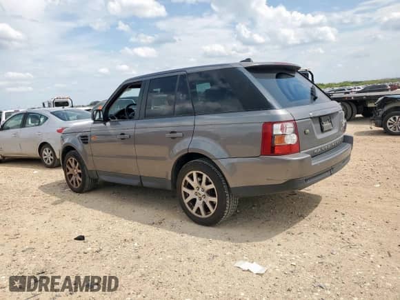2008 Land Rover Range Rover Sport HSE with VIN SALSK25418A187502, listed as a Copart auction lot 70507685 with 72,725 mi miles and Salvage title. Bid and sale history available at DreamBid. Image 2.