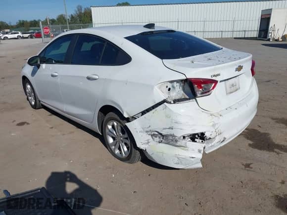 2019 Chevrolet Cruze LS with VIN 1G1BC5SM1K7101788, listed as a IAAI auction lot 43360258 with 97,871 mi miles and . Bid and sale history available at DreamBid. Image 3.
