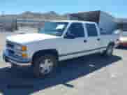 1997 Chevrolet Silverado 1500 z VIN 1GCEK14R1VZ211807, wystawiony jako IAAI lot #42045855 z przebiegiem 179 305 mil mil oraz . Historia ofert i sprzedaży dostępna na DreamBid. Obrazek 2.