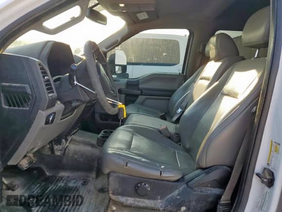 2019 Ford F-250 XL with VIN 1FT7W2B60KEC69082, listed as a Copart auction lot 72031715 with 195,244 mi miles and Clean title. Bid and sale history available at DreamBid. Image 7.