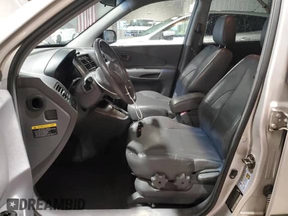 2005 Hyundai Tucson GLS с VIN KM8JN72D35U125214, выставлен на аукционе Copart как лот 70512305 с пробегом 103 124 миль миль и Списание • Salvage title. История ставок и продаж доступна на DreamBid. Изображение 7.