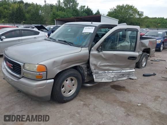 2001 GMC Sierra 1500 SLE1 z VIN 1GTEC19T51E329314, wystawiony jako IAAI lot #43198539 z przebiegiem 190 794 mil mil oraz . Historia ofert i sprzedaży dostępna na DreamBid. Obrazek 18.