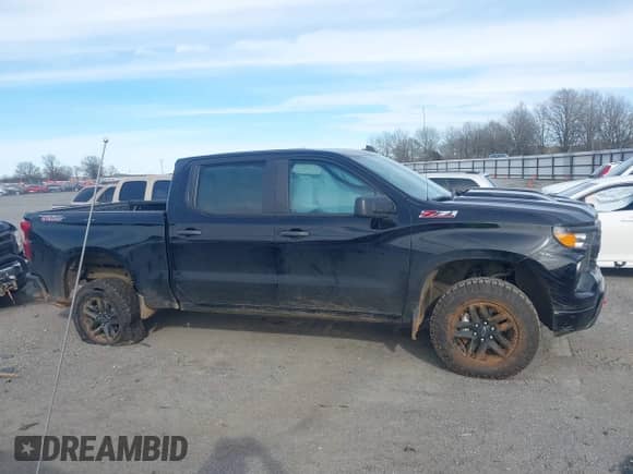 2022 Chevrolet Silverado 1500 Custom Trail Boss с VIN 3GCPDCEK2NG626683, выставлен на аукционе IAAI как лот 41723730 с пробегом 51 830 миль миль и . История ставок и продаж доступна на DreamBid. Изображение 13.