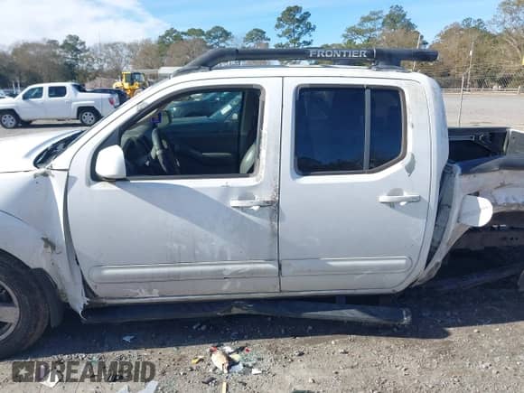 2006 Nissan Frontier LE with VIN 1N6AD07U76C431375, listed as a IAAI auction lot 41327260 with 246,464 mi miles and . Bid and sale history available at DreamBid. Image 14.