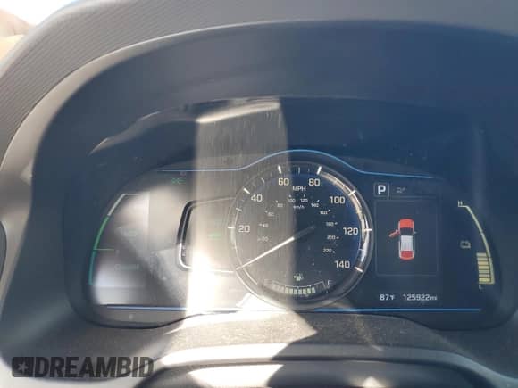 2018 Hyundai Ioniq Blue with VIN KMHC65LC4JU075708, listed as a Copart auction lot 84066065 with 125,922 mi miles and Salvage title. Bid and sale history available at DreamBid. Image 9.