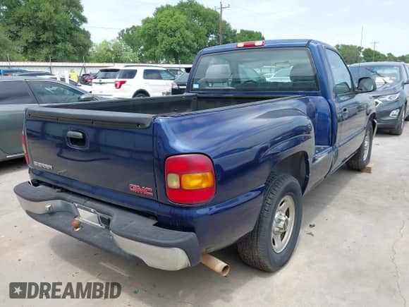 2000 GMC Sierra 1500 SL с VIN 1GTEC14W8YZ228031, выставлен на аукционе IAAI как лот 42003157 с пробегом 232 256 миль миль и . История ставок и продаж доступна на DreamBid. Изображение 4.