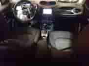 2017 Jeep Renegade Altitude с VIN ZACCJBBB2HPG09889, выставлен на аукционе Copart как лот 37363774 с пробегом 99 349 миль миль и Списание • Salvage title. История ставок и продаж доступна на DreamBid. Изображение 8.