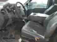 2014 Ford F-250 XL z VIN 1FT7W2A6XEEA78386, wystawiony jako Copart lot #64288575 z przebiegiem 159 108 mil mil oraz Czysty tytuł • Clean title. Historia ofert i sprzedaży dostępna na DreamBid. Obrazek 7.