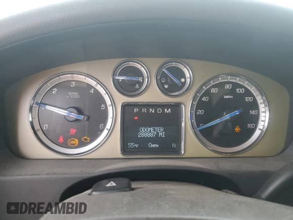 2010 Cadillac Escalade с VIN 1GYUCKEF0AR257443, выставлен на аукционе Copart как лот 47583955 с пробегом 288 887 миль миль и Списание • Salvage title. История ставок и продаж доступна на DreamBid. Изображение 9.