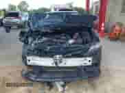 2021 Toyota Camry SE Nightshade z VIN 4T1G11AK4MU467112, wystawiony jako IAAI lot #42605053 z przebiegiem 62 058 mil mil oraz . Historia ofert i sprzedaży dostępna na DreamBid. Obrazek 13.