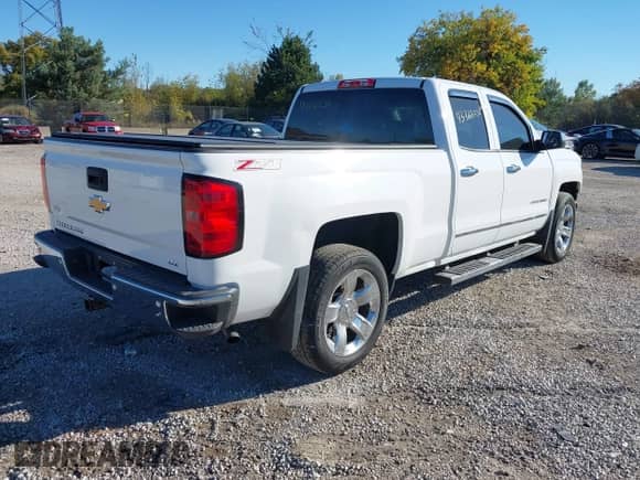 2014 Chevrolet Silverado 1500 LTZ with VIN 1GCVKSEC6EZ253146, listed as a IAAI auction lot 43368232 with 136,880 mi miles and . Bid and sale history available at DreamBid. Image 4.