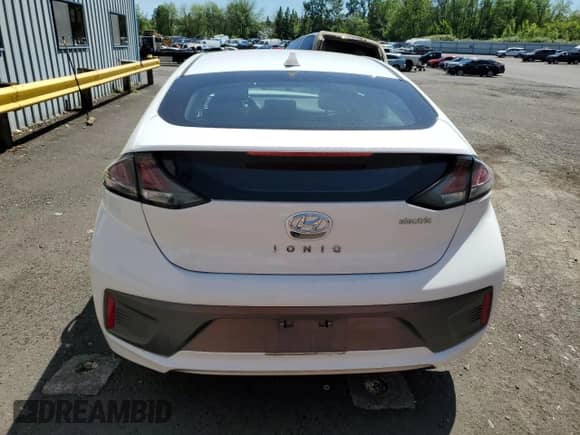 2020 Hyundai Ioniq Limited с VIN KMHC85LJ4LU061044, выставлен на аукционе Copart как лот 58514355 с пробегом 41 752 миль миль и Списание • Salvage title. История ставок и продаж доступна на DreamBid. Изображение 6.
