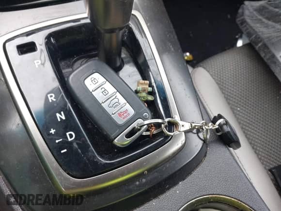 2013 Hyundai Genesis Coupe Premium с VIN KMHHT6KD7DU079819, выставлен на аукционе IAAI как лот 40863494 с пробегом 111 012 миль миль и . История ставок и продаж доступна на DreamBid. Изображение 11.