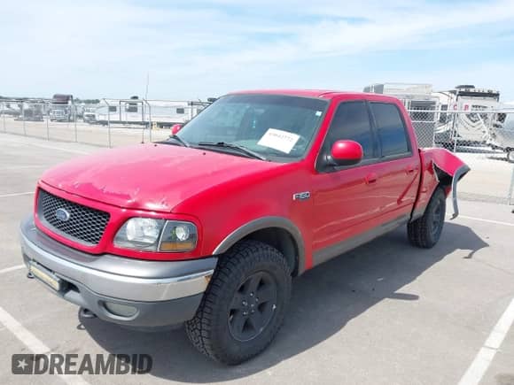 2002 Ford F-150 XLT с VIN 1FTRW08L92KE32145, выставлен на аукционе IAAI как лот 43042772 с пробегом Не указан миль и . История ставок и продаж доступна на DreamBid. Изображение 2.