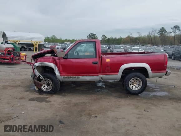 1990 GMC Sierra 1500 с VIN 1GTDK14K9LZ556790, выставлен на аукционе IAAI как лот 41941881 с пробегом 185 448 миль миль и . История ставок и продаж доступна на DreamBid. Изображение 14.