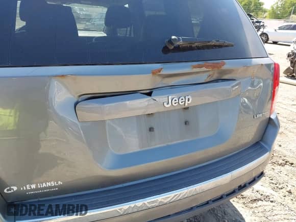 2012 Jeep Compass Limited с VIN 1C4NJCCB1CD639602, выставлен на аукционе IAAI как лот 42426036 с пробегом 192 564 миль миль и . История ставок и продаж доступна на DreamBid. Изображение 6.
