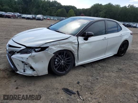 2022 Toyota Camry XSE with VIN 4T1K61BK7NU058131, listed as a Copart auction lot 64969525 with 30,216 mi miles and Salvage title. Bid and sale history available at DreamBid. Image 1.