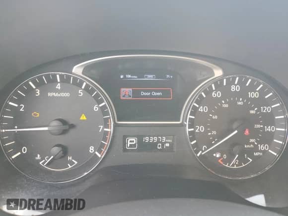 2014 Nissan Pathfinder SV with VIN 5N1AR2MM9EC614307, listed as a Copart auction lot 81860765 with 193,973 mi miles and Clean title. Bid and sale history available at DreamBid. Image 9.