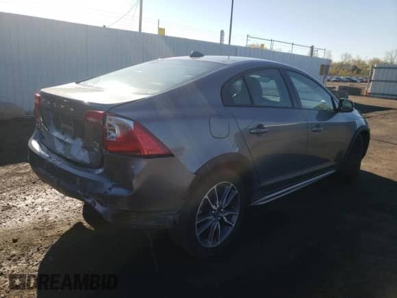 2016 Volvo S60 T5 Platinum с VIN YV4612UM3G2000408, выставлен на аукционе Copart как лот 51569394 с пробегом 66 094 миль миль и . История ставок и продаж доступна на DreamBid. Изображение 3.