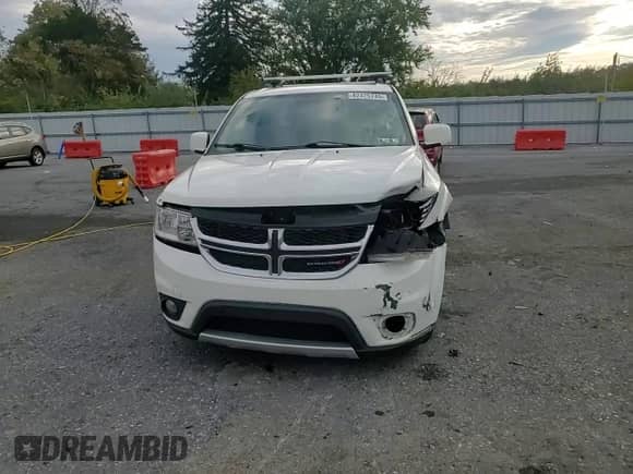 2014 Dodge Journey SXT with VIN 3C4PDDBG0ET178859, listed as a Copart auction lot 82475745 with 193,737 mi miles and Salvage title. Bid and sale history available at DreamBid. Image 13.