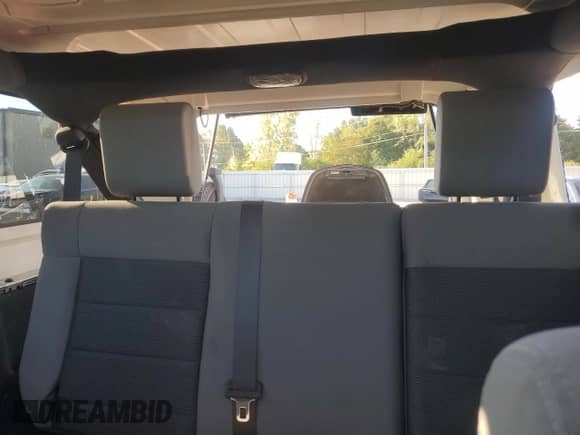 2008 Jeep Wrangler Unlimited X with VIN 1J4GA39198L531419, listed as a Copart auction lot 80160815 with 121,043 mi miles and Clean title. Bid and sale history available at DreamBid. Image 10.