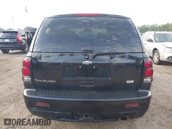 2007 Chevrolet TrailBlazer SS with VIN 1GNET13H372261827, listed as a IAAI auction lot 42988910 with 235,089 mi miles and . Bid and sale history available at DreamBid. Image 16.