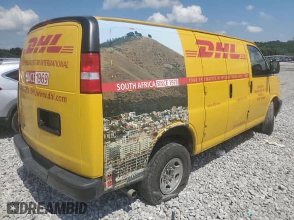 2020 Chevrolet Express Cargo с VIN 1GCWGAFPXL1252272, выставлен на аукционе Copart как лот 62793995 с пробегом 293 647 миль миль и Списание • Salvage title. История ставок и продаж доступна на DreamBid. Изображение 3.